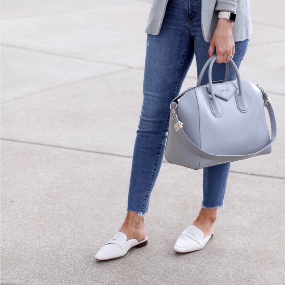 Nude Mules